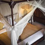 Saree Samui
