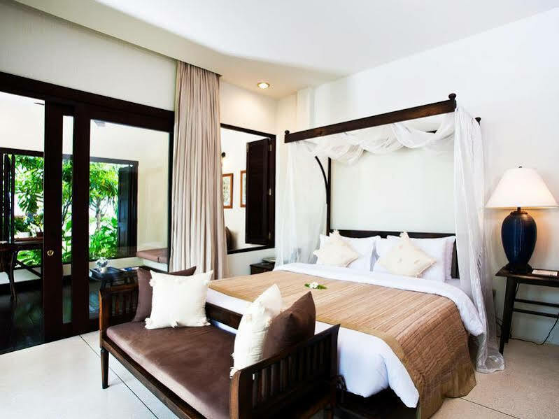 Saree Samui 4*